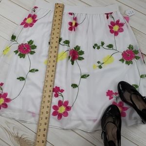 🆕️ XL Flower A Line Skirt. $10. New w/ Tag.